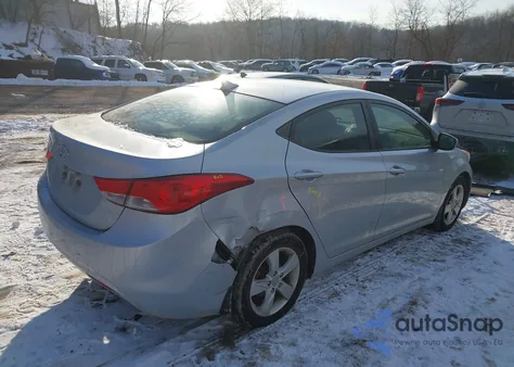2013 Hyundai Elantra Gls/Limited z USA, uszkodzony, nr VIN 5NPDH4AE4DH168003